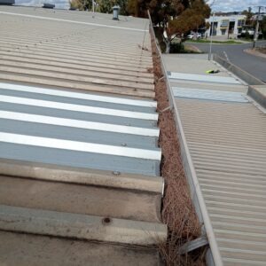 Commercial Roof Drainage Cleaning